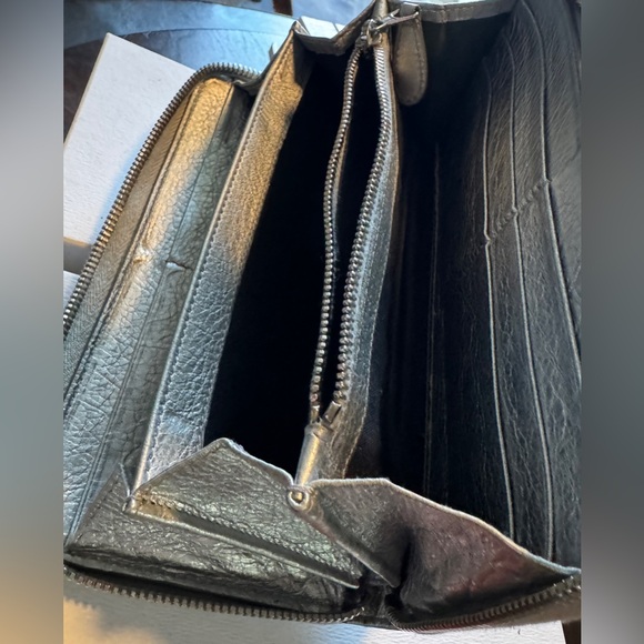 balenciaga continental zip around wallet preloved - Picture 10 of 11